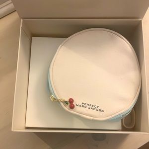 Marc Jacobs (Perfect) gift box/bag